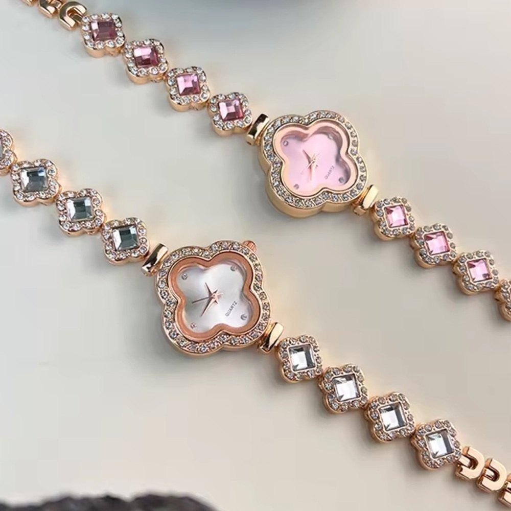 Alhambra White Clover Luxury Crystal Bracelet Watch